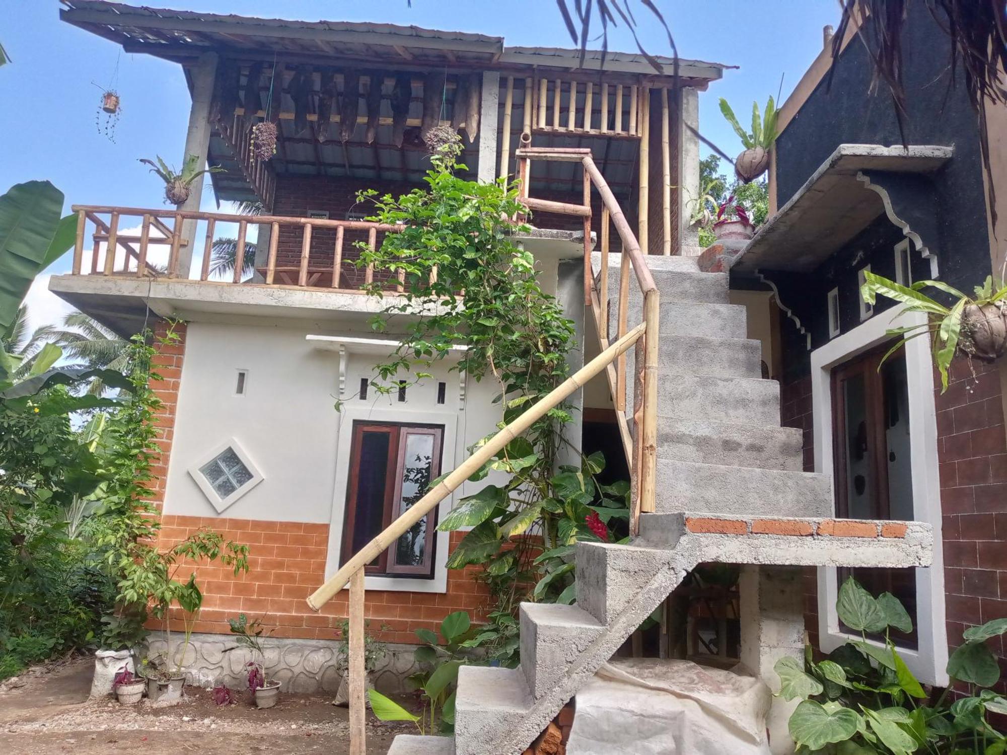 Syaqila Homestay Lombok เตเตบาตู ภายนอก รูปภาพ